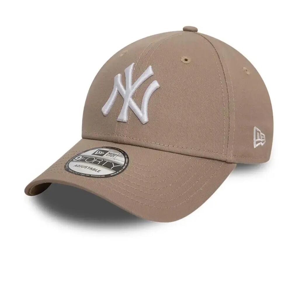 Casquettes et chapeaux pour hommes New Era marron.