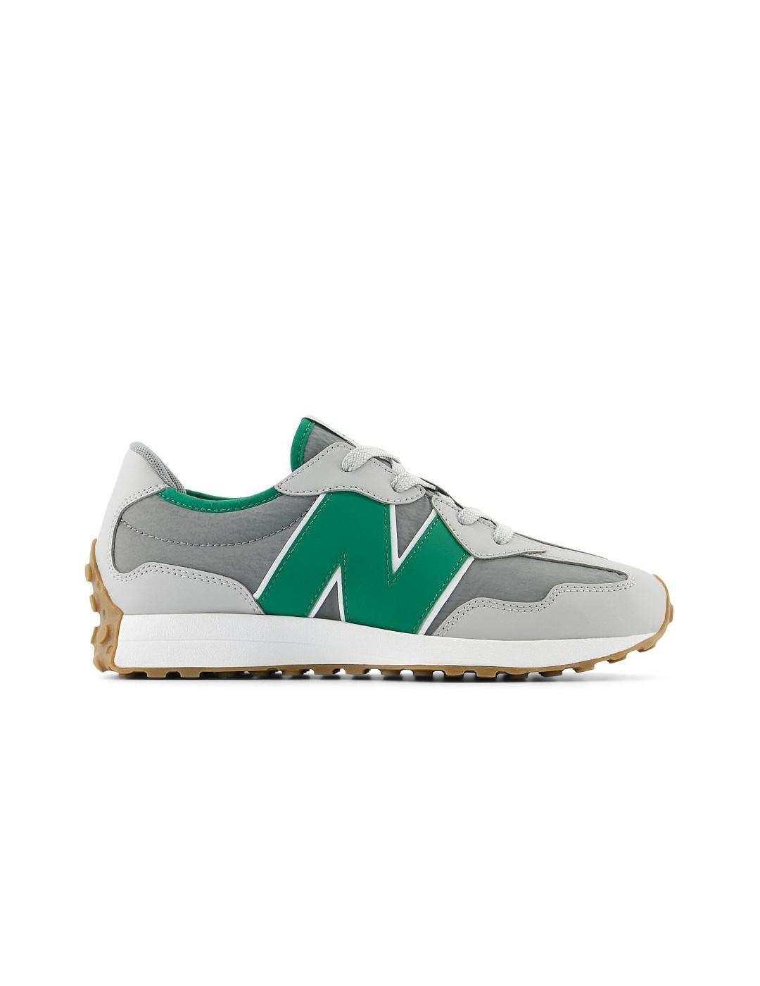 NEW BALANCE picture