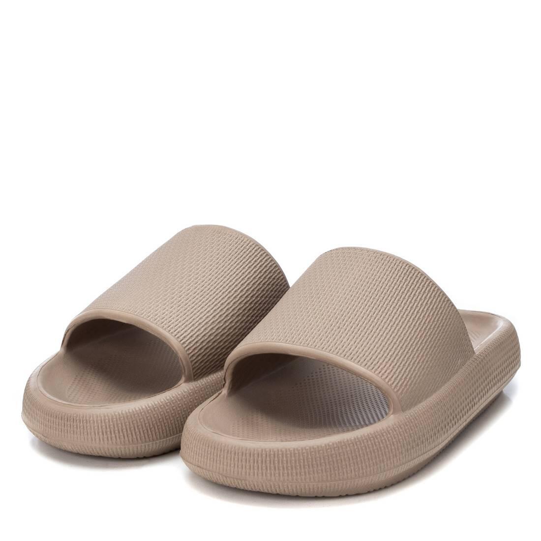 Chancla De Hombre Xti 045192 Taupe 4/5