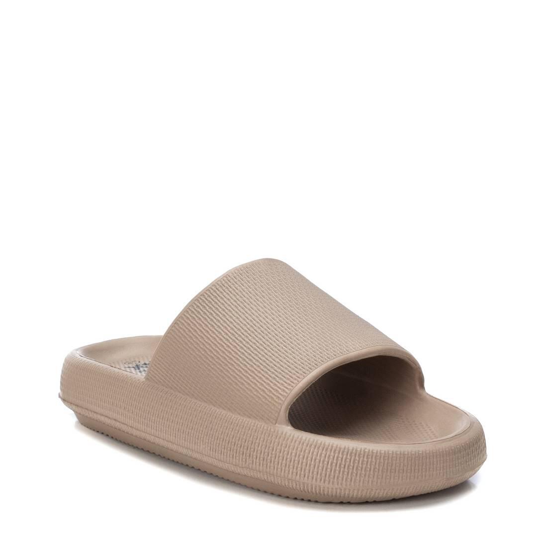 Chancla De Hombre Xti 045192 Taupe 2/5