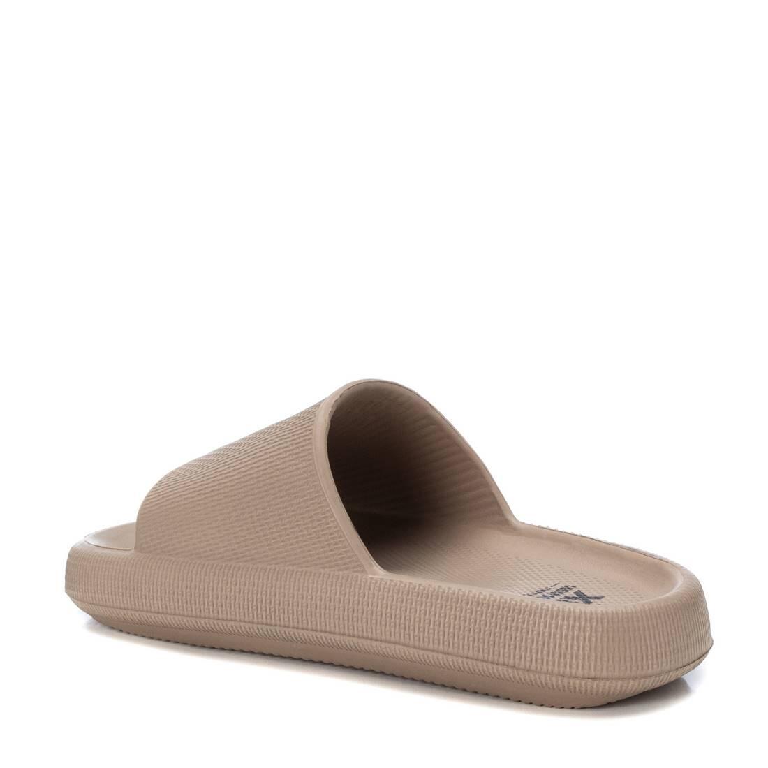 Chancla De Hombre Xti 045192 Taupe 3/5