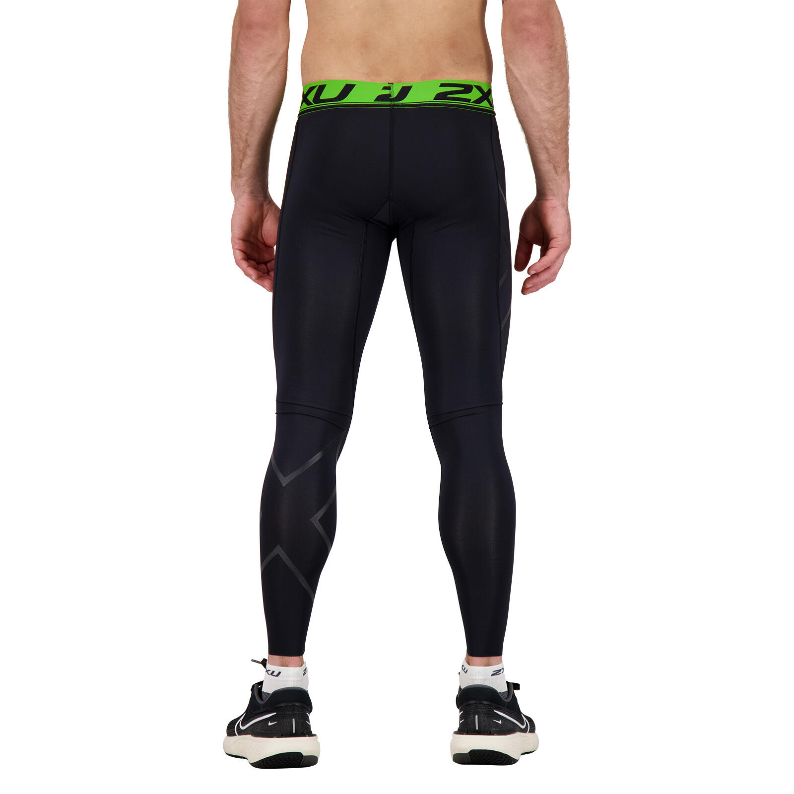 2XU Men's Refresh Recovery Compression Tights - Black / Nero - Size ST 3/5