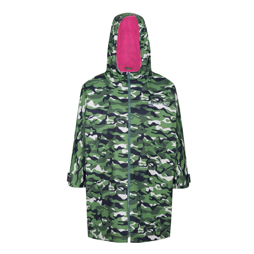 Childrens/Kids Camouflage Waterproof Changing Robe (Cactus Green/Pink Potion)