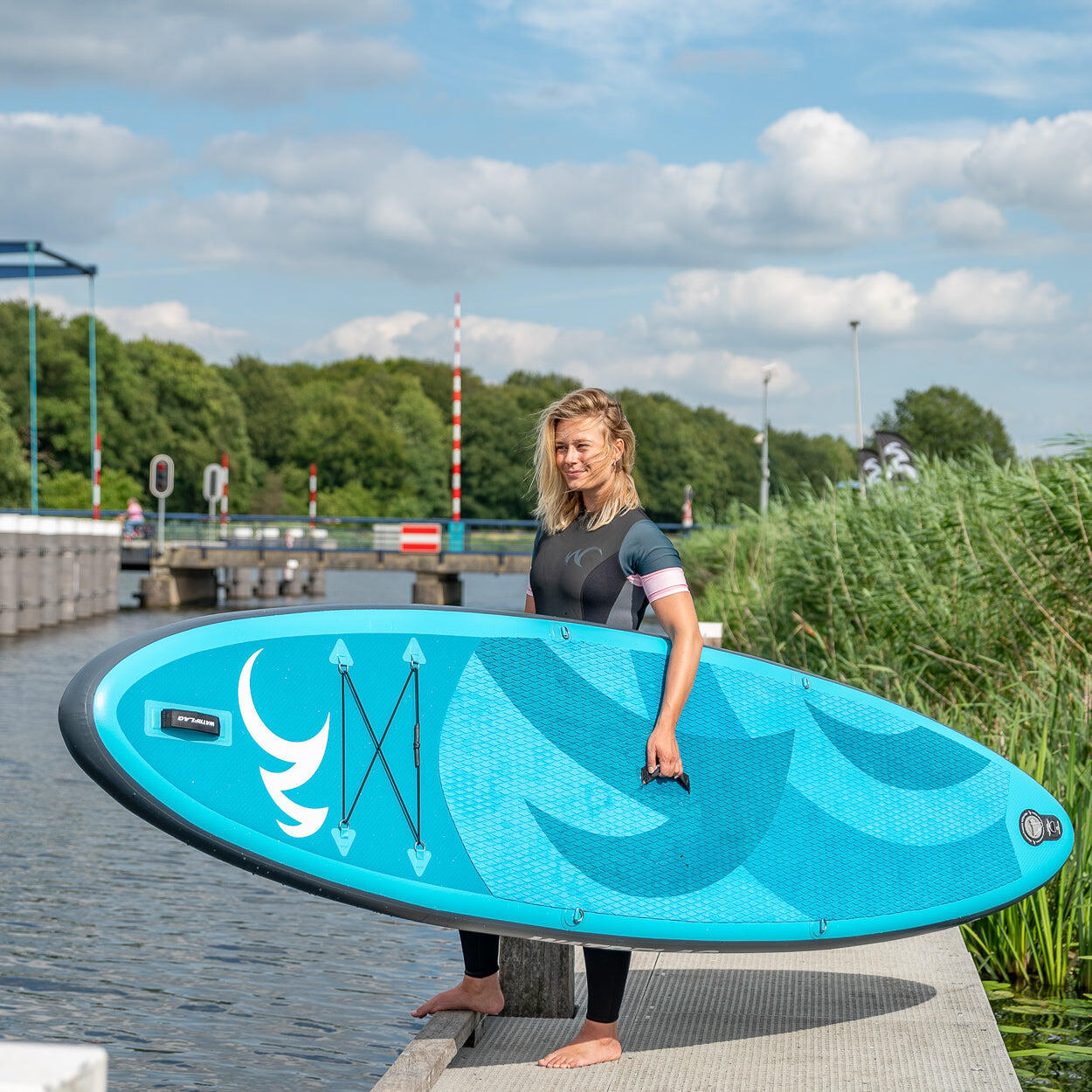 Premium kwaliteit opblaasbaar SUP Board - WATRFLAG Glide 10'6" - Set - ALLROUND 5/8