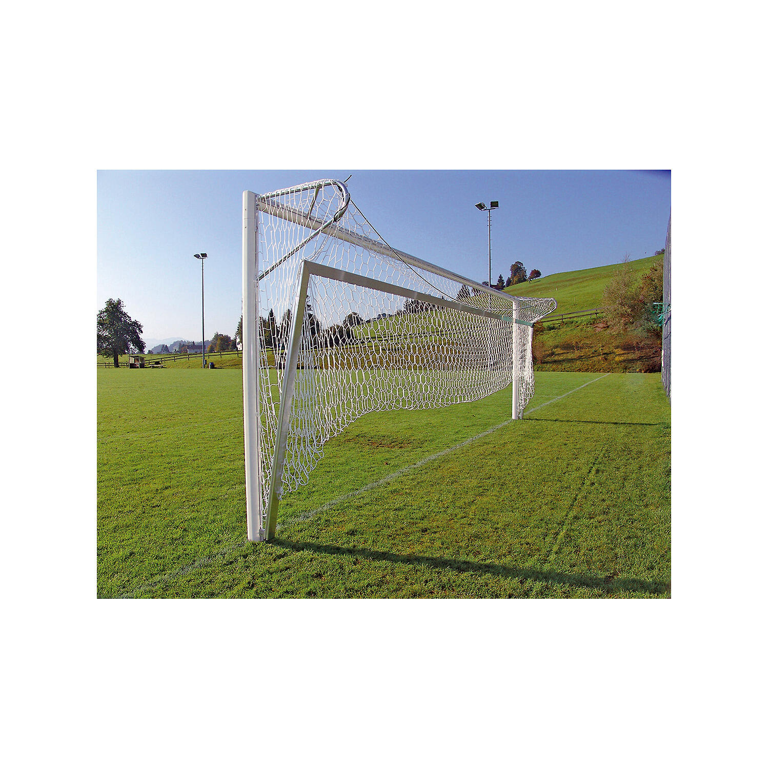 Bodenrahmen für Großfeld-Fußballtor Modell Bundesliga Tortiefe 150 cm 1/2
