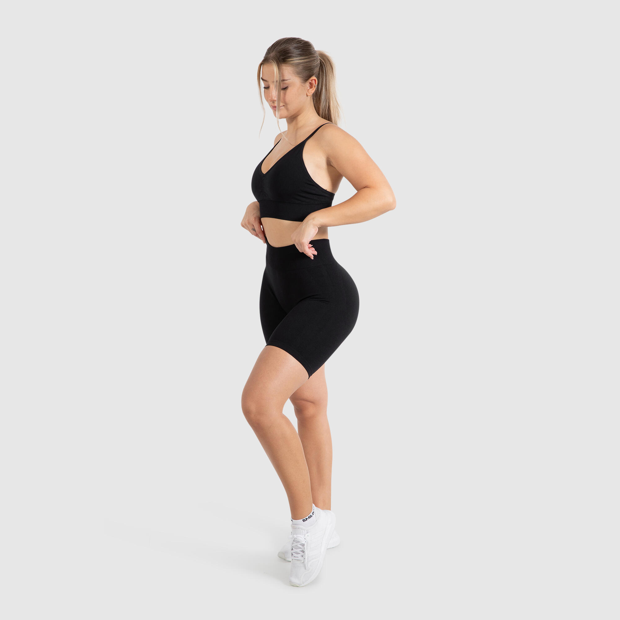 Damen Short Leggings Cetrina Schwarz 3/6