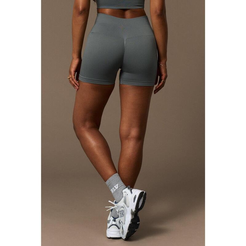 Bliss Short en Gris de BELIEVE ATHLETICS