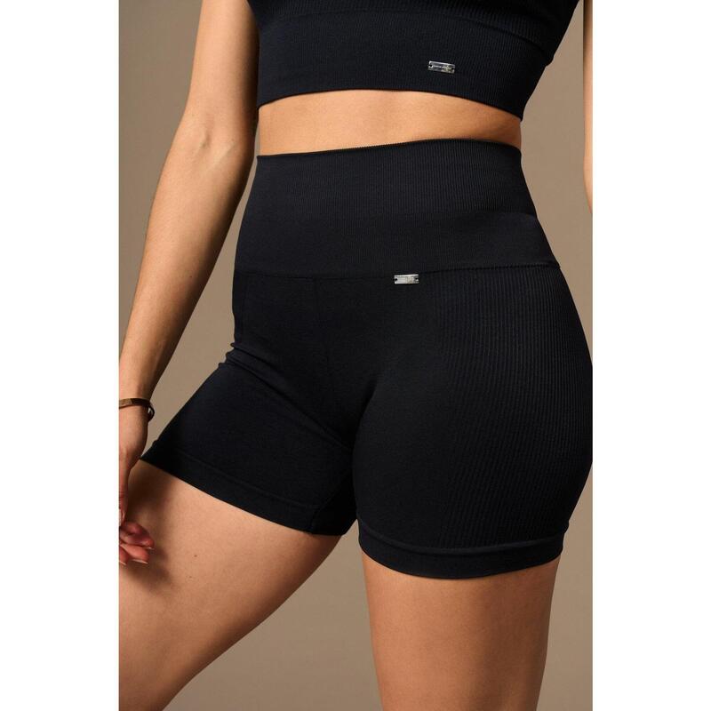 Bliss Short Push-Up en Negro de BELIEVE ATHLETICS