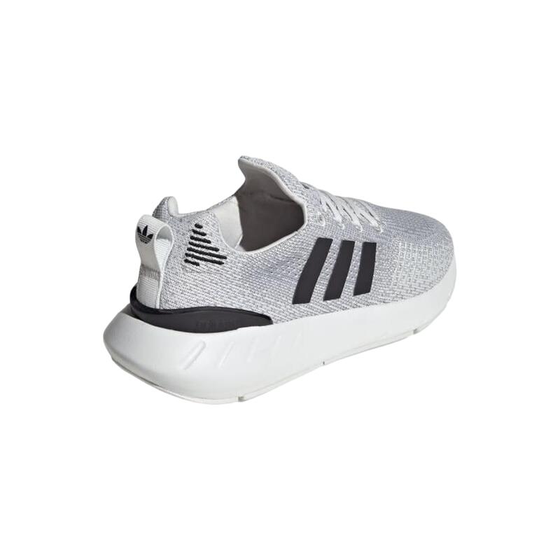 Chaussures de course Adidas Originals Swift Run 22