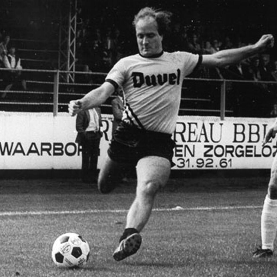 Koszulka piłkarska retro dla dorosłych Berchem Sport 1982-83