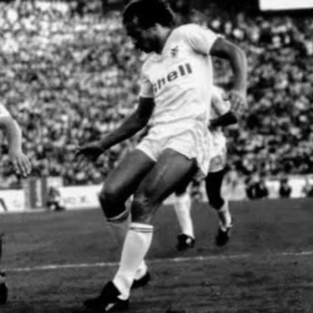 Camisola de Futebol Retro - Adulto - SL Benfica 1985/86 Visitante - Branco 2/7