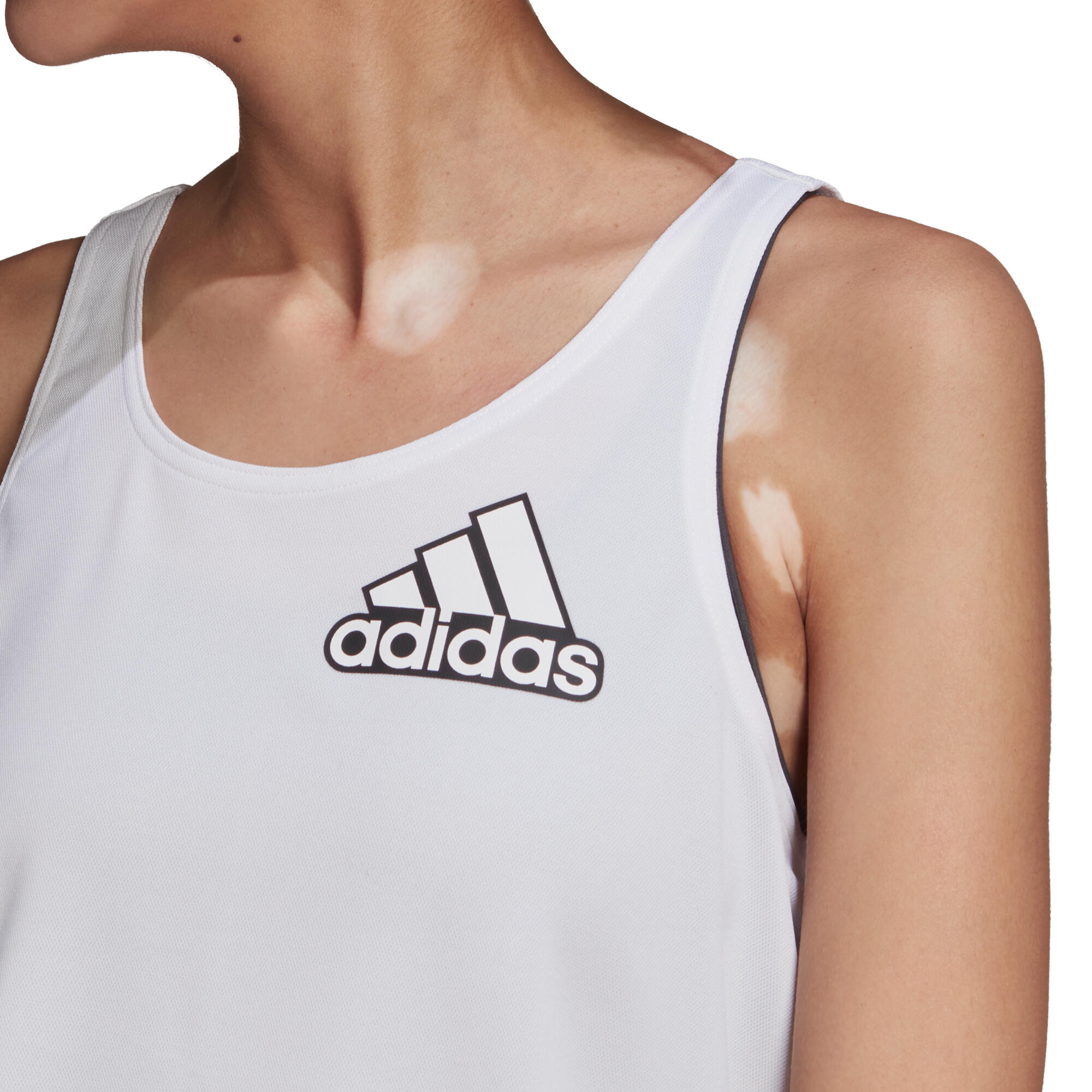 Tampo do tanque feminino adidas designed to move 5/5