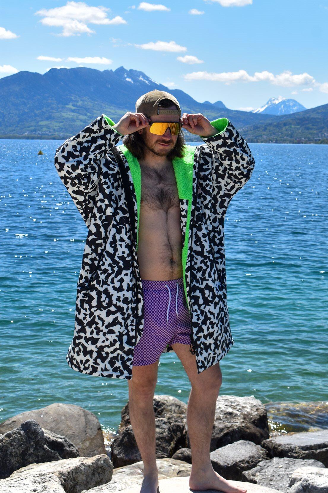 OOSC Penfold with Lime Sherpa Changing Robe