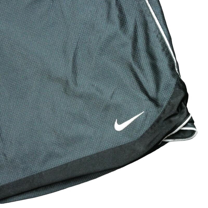 Segunda Vida - Pantalones cortos deportivos Nike - Excelente