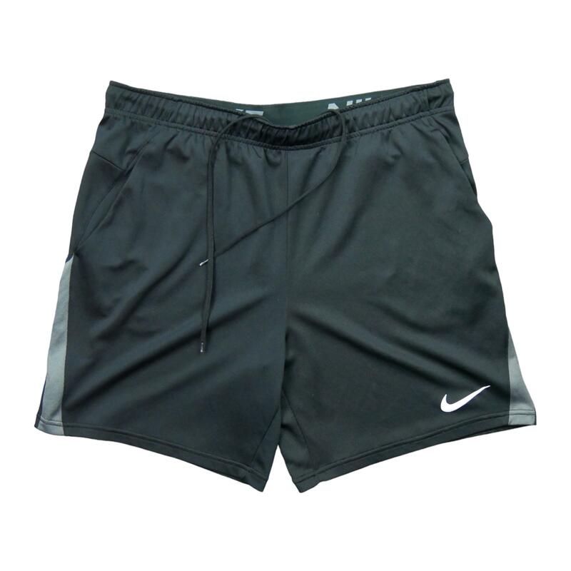 Segunda Vida - Pantalones cortos deportivos Nike - Muy Bueno