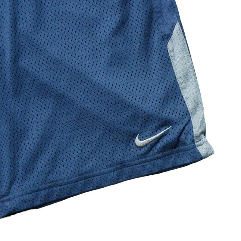 Segunda Vida - Pantalones cortos deportivos Nike Dri-Fit - Excelente