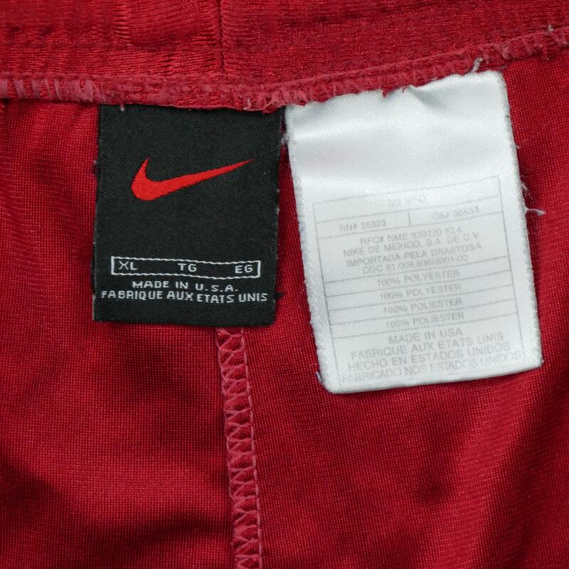 Segunda Vida - Pantalones cortos deportivos Nike - Muy Bueno