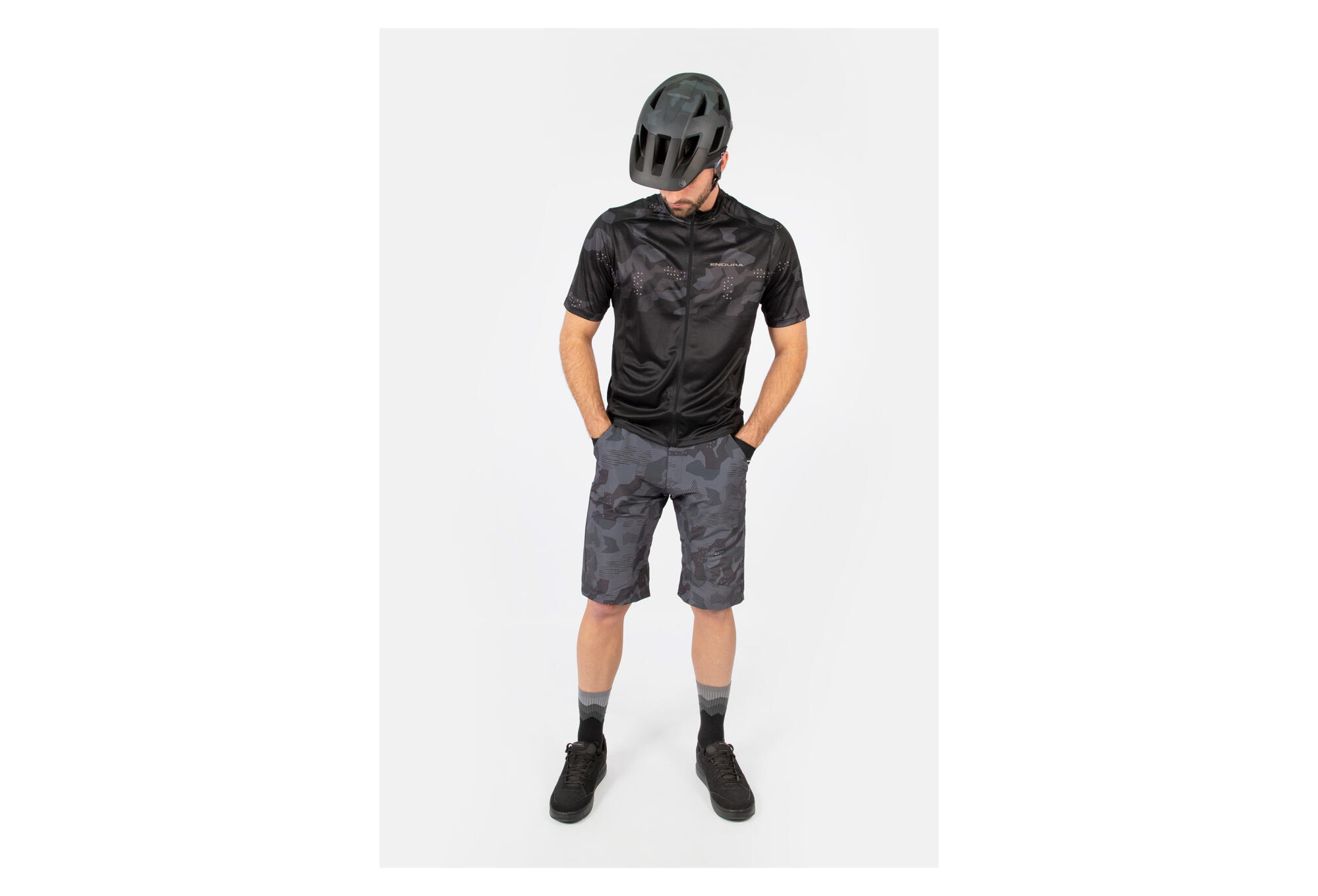 Herren Trikot Mit Frontreißverschluss 7/7