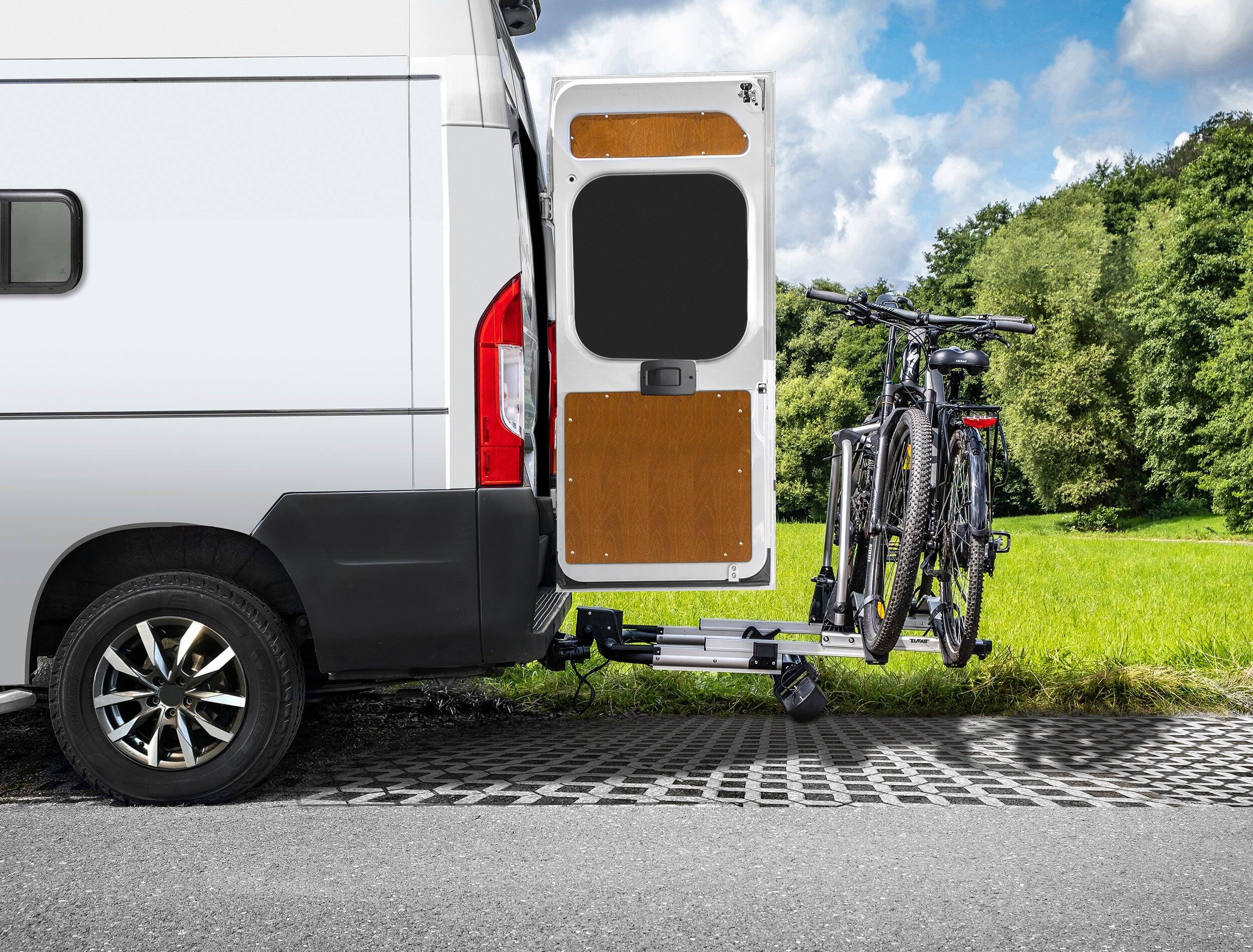 Fahrradträger auf der Anhängerkupplung Plattform 2 Velos Eufab Sd260 4/7