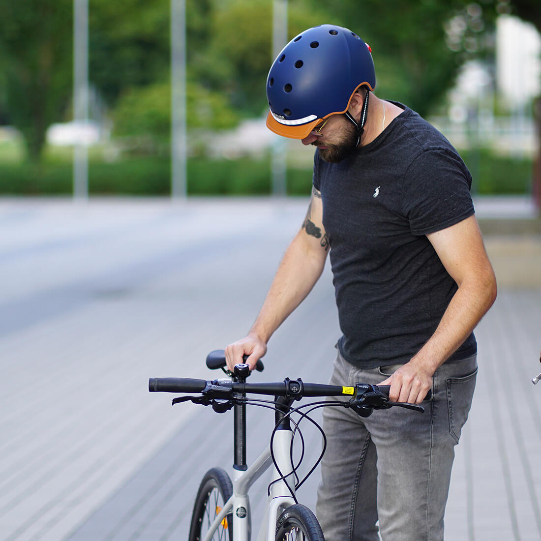 City-Fahrradhelm  "E-Series",  Heaven & Earth 2/7