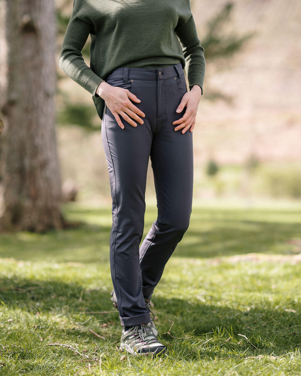 FINDRA Fara Trousers