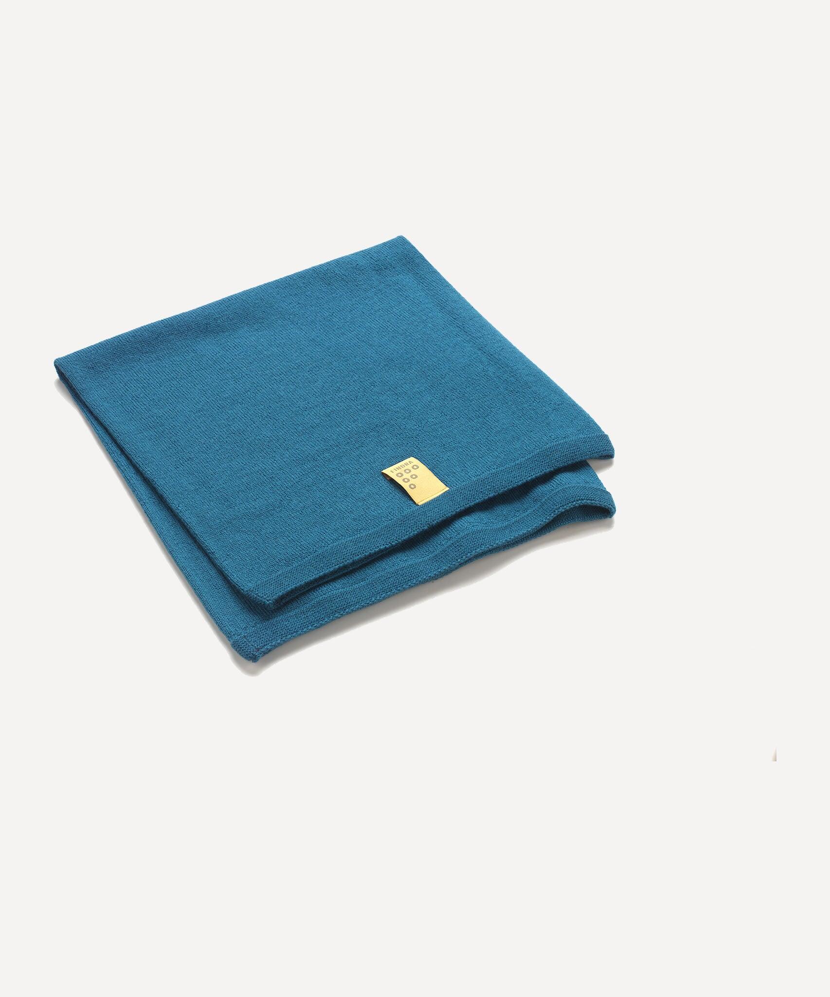 Betty Merino Neck Warmer 2/4