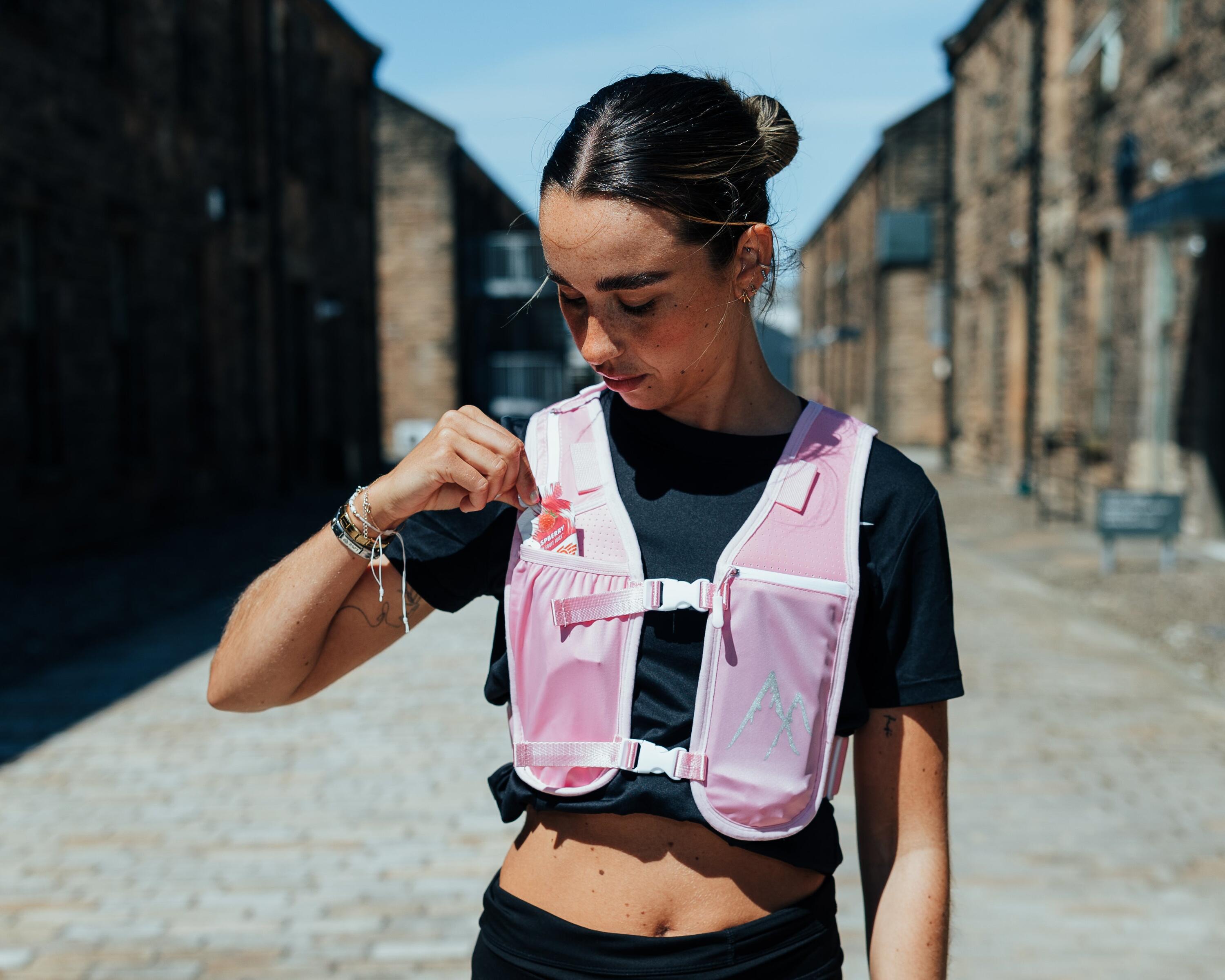 ArcticFit LED Running Vest, Pink 6/7