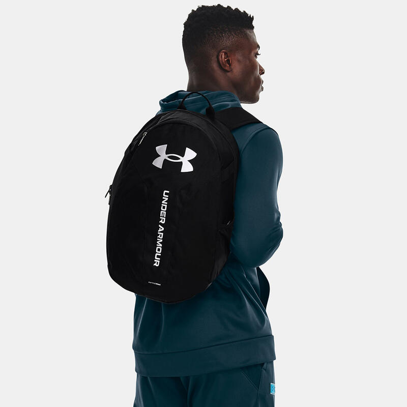 Sac À Dos 26,5l Ua Hustle Lite Noir Et Argent Under Armour