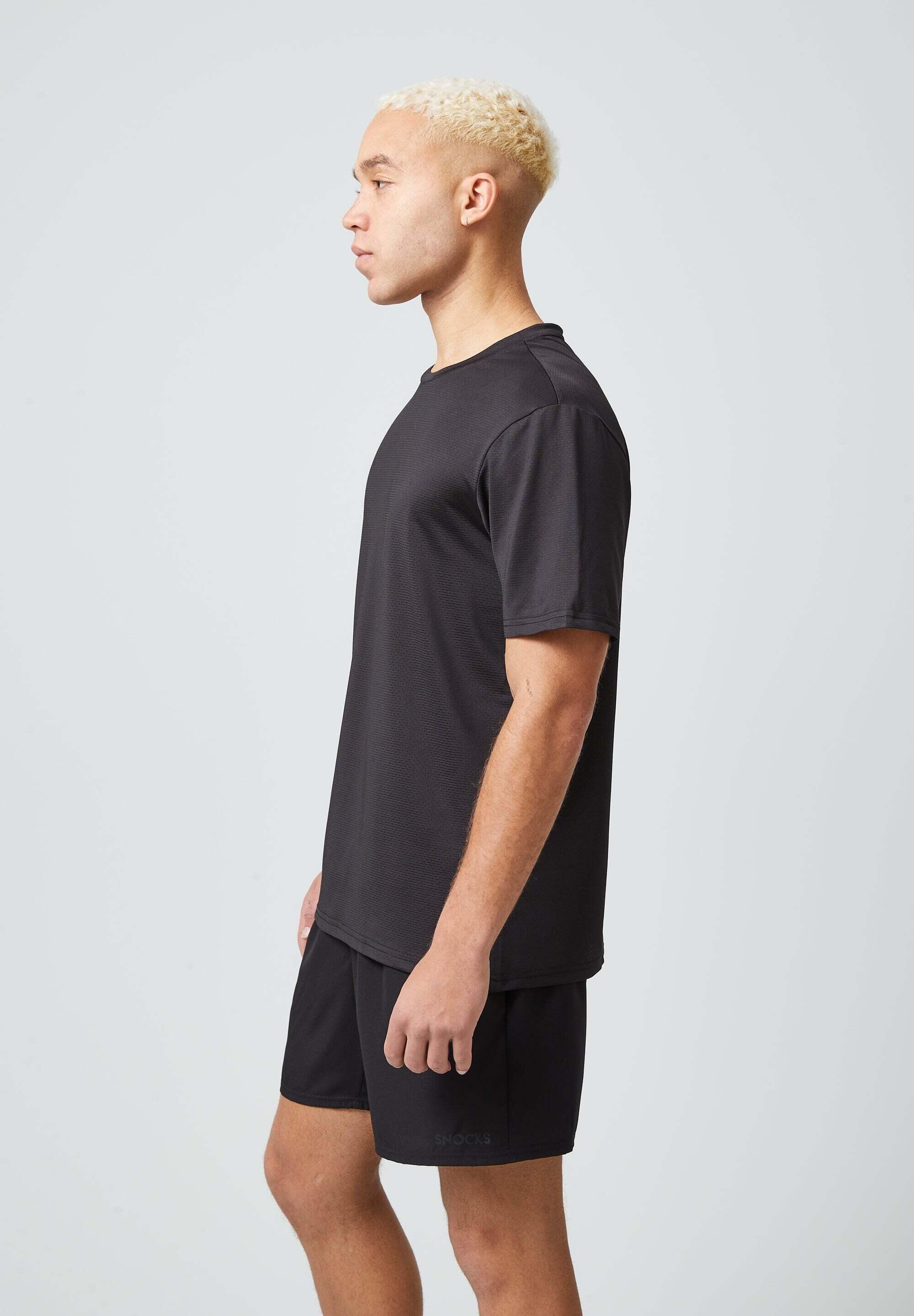 TRAININGSSHIRT HERREN 4/9