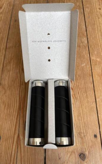 C2C - Brooks slender leather grips