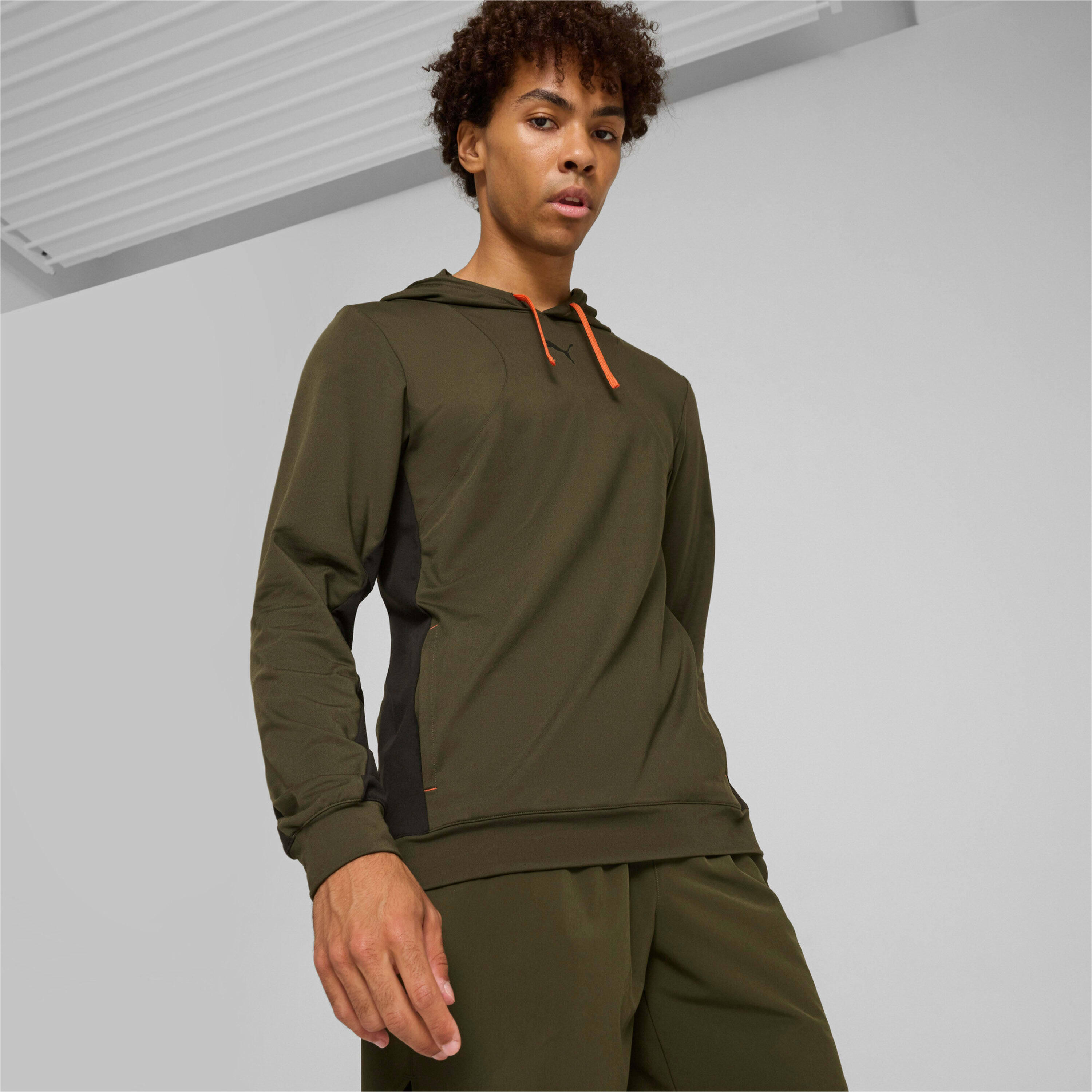 Sweatshirt à capuche Puma Cloudspun 2/7