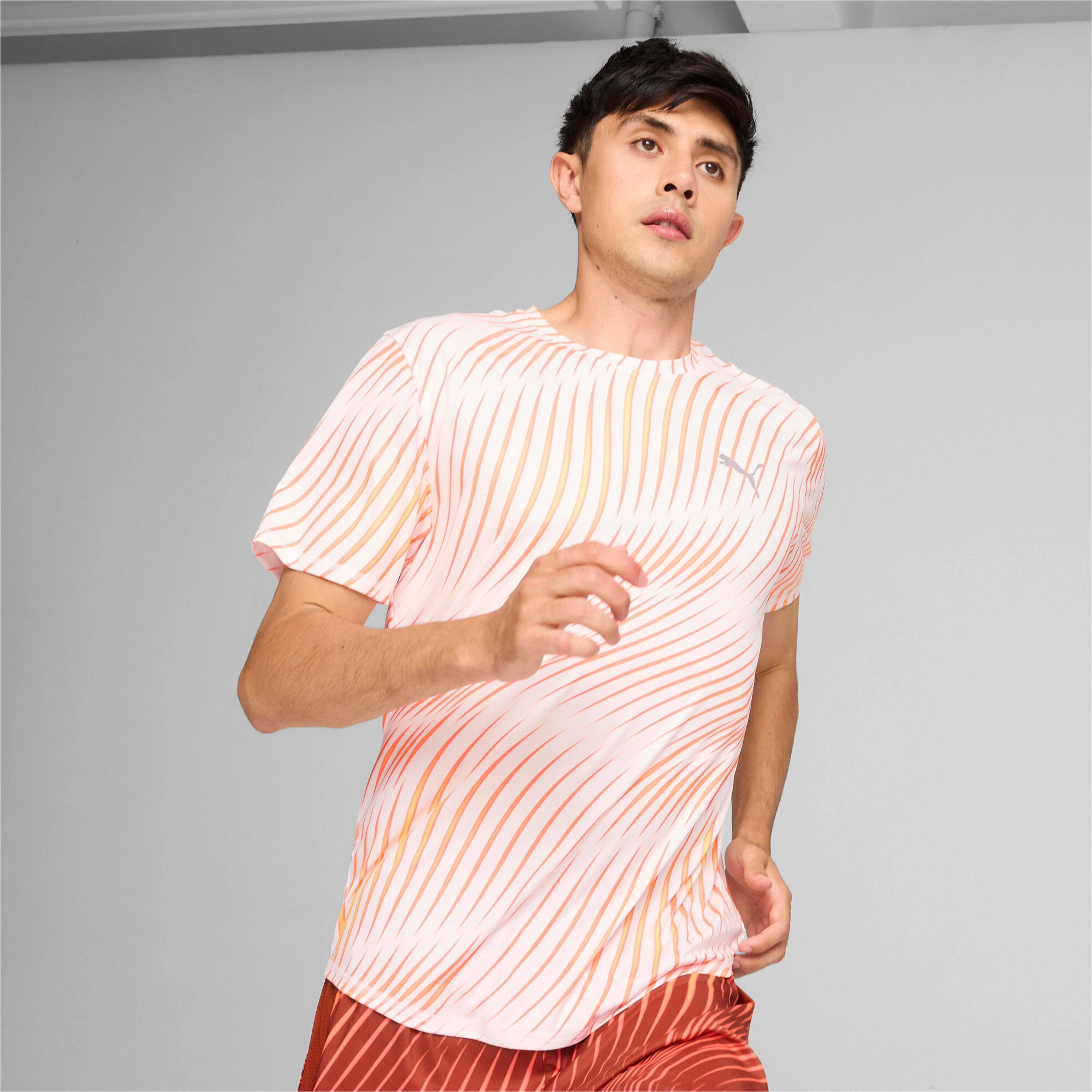 T-shirt Puma Favourite 2/5