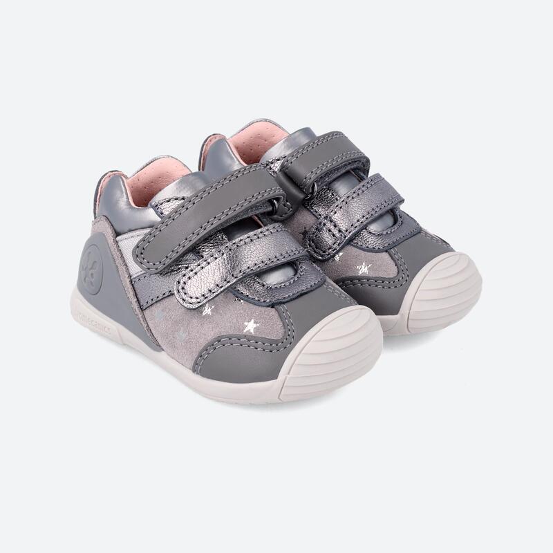 Zapatillas Deportivas Caminar Niños Biomecanics 231113A Plata Cierre Adherente