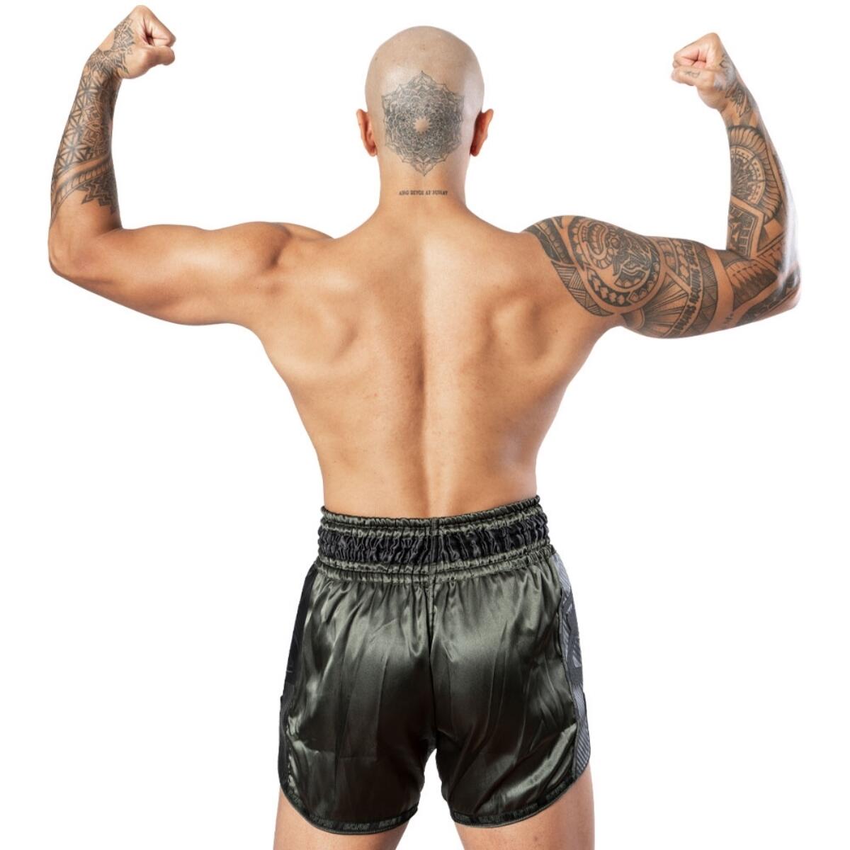 8 Weapons Muay Thai Shorts Carbon - Underworld 7/7