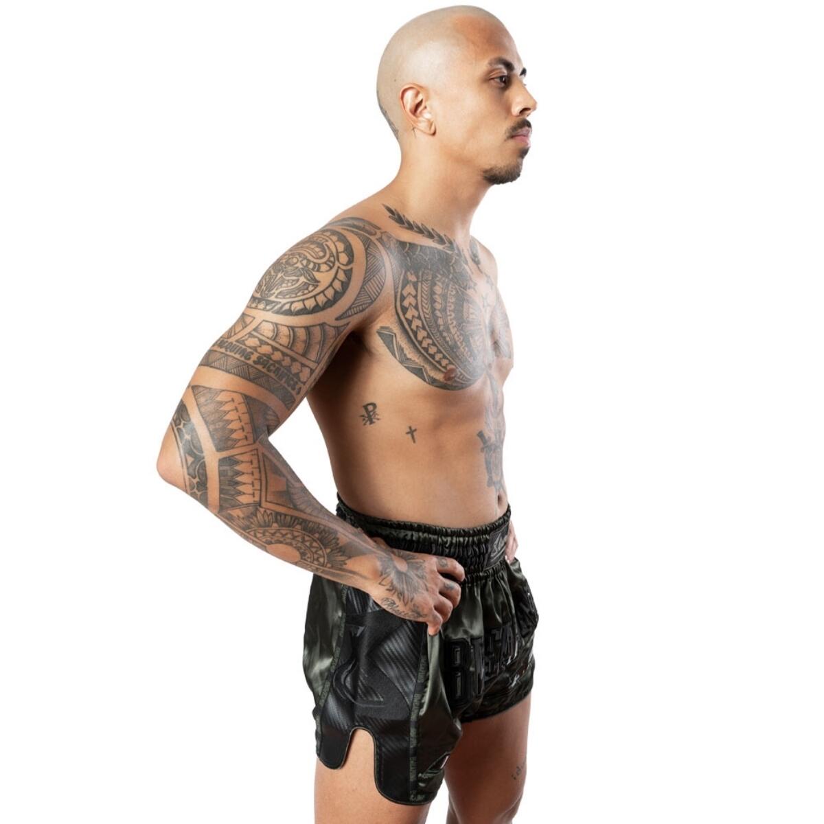 8 Weapons Muay Thai Shorts Carbon - Underworld 6/7