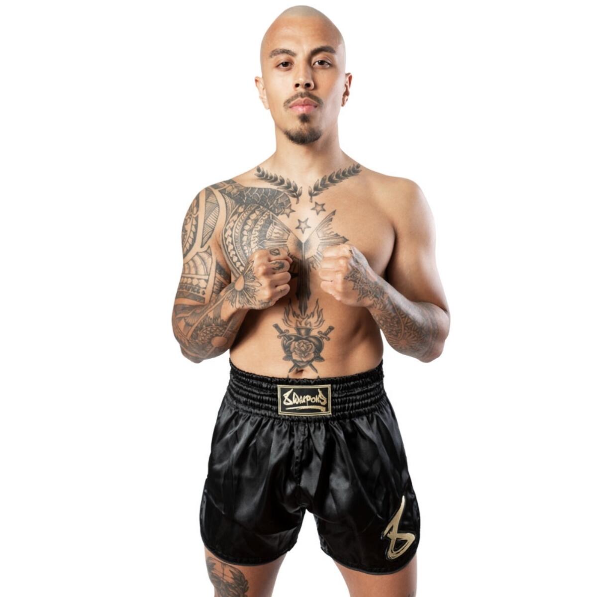 8 Weapons Spodenki Muay Thai Strike Czarne/Złote 5/7