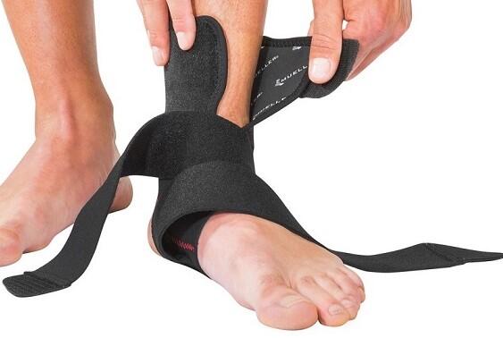 Bandáž na kotník Adjustable Ankle Support, OSFM 3/4