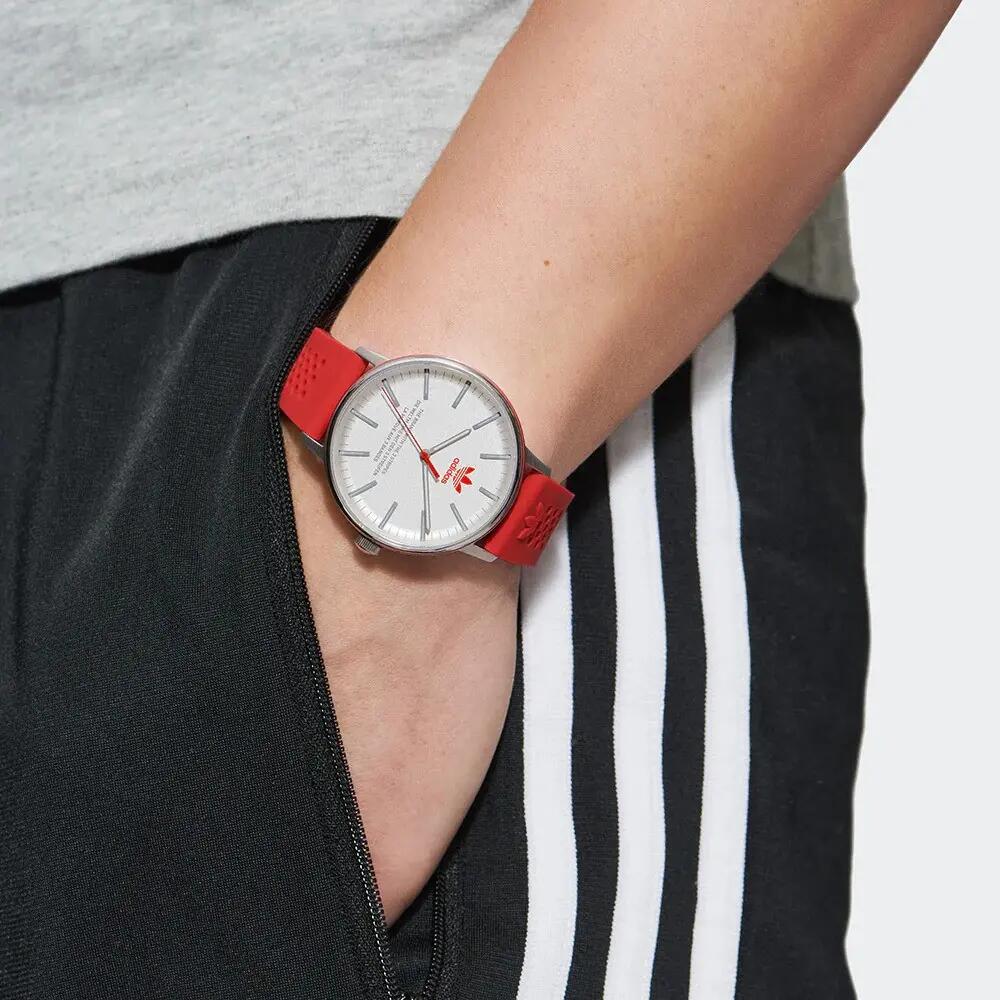 Adidas Originals Analogique Montre Rouge/Blanc AOSY23024 5/6