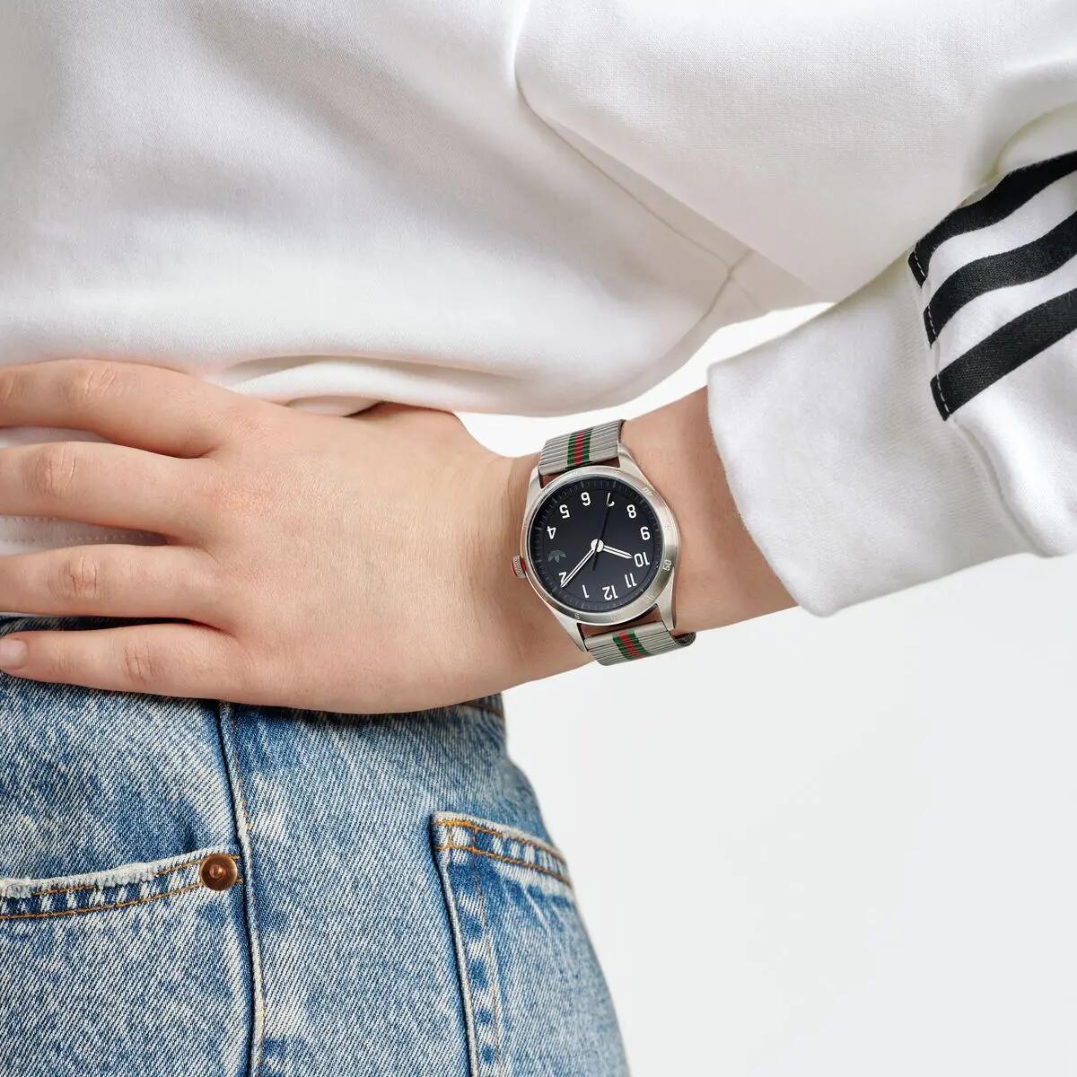 Adidas Originals Analogique Montre Argent/Noir AOSY23532 4/6