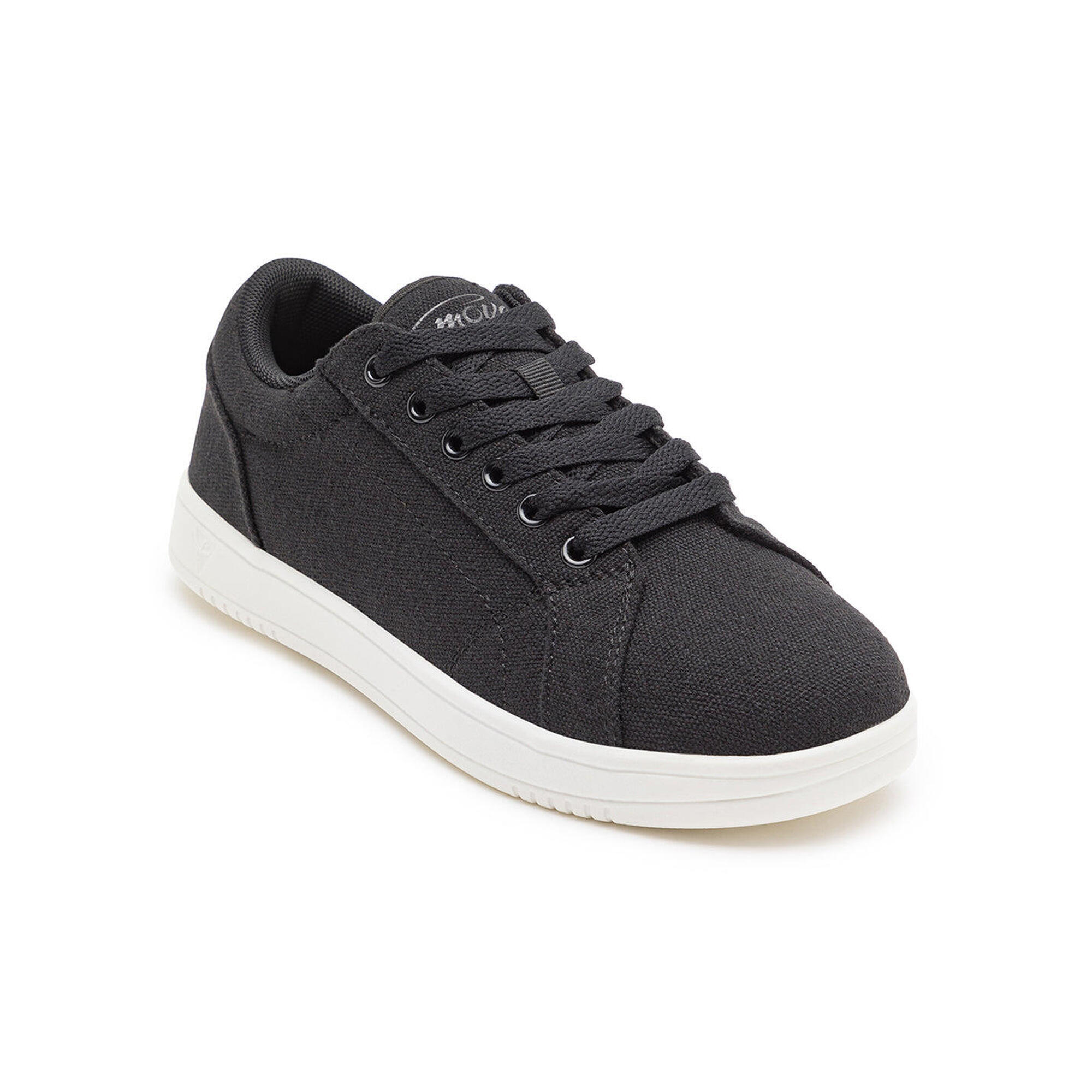 Smove dance sneakers in black with white sole