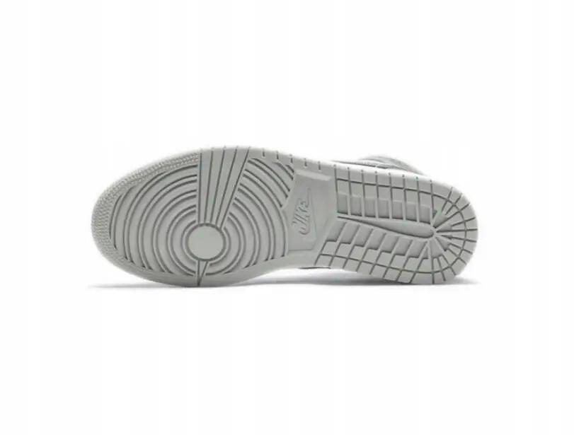 Tênis Esportivo Masculino Air Jordan Mid Light Smoke 3/5