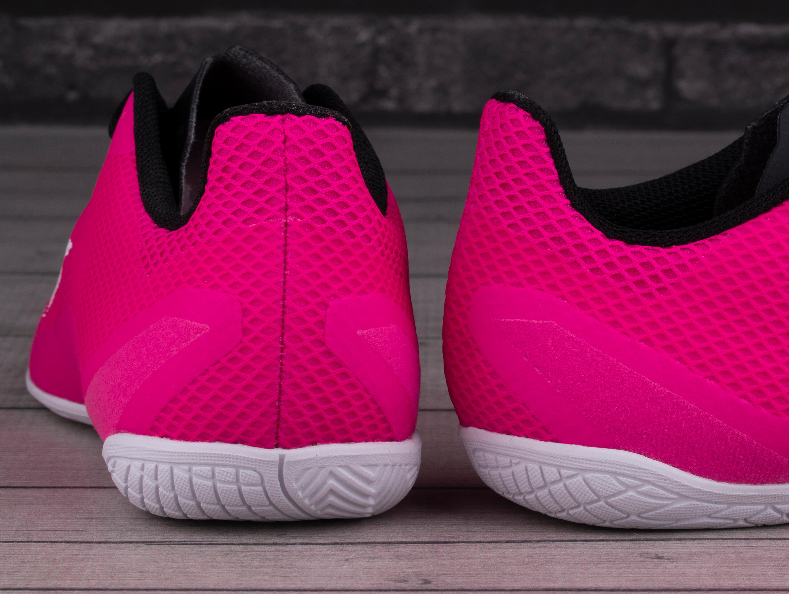 Botas de futsal Adidas modelo GZ2451 para homem 4/7