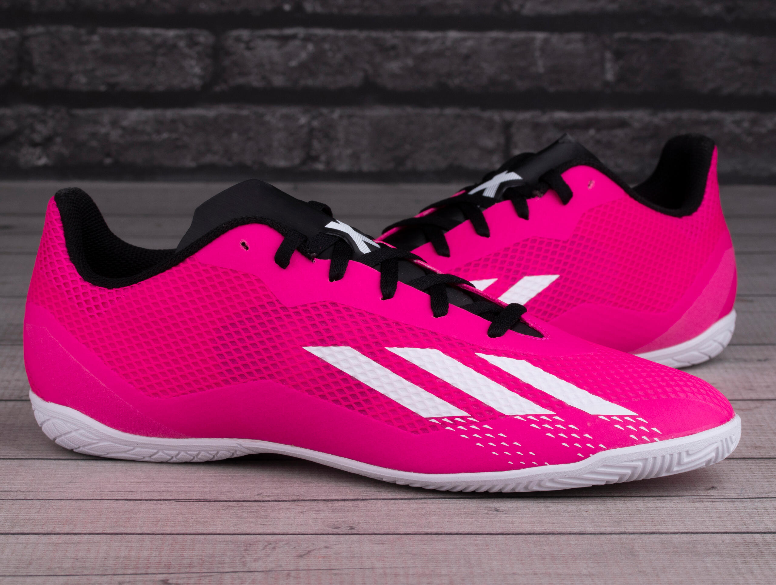 Botas de futsal Adidas modelo GZ2451 para homem 2/7