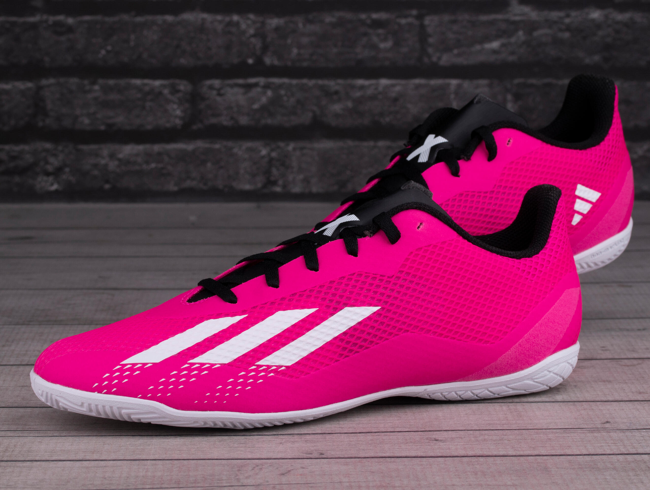 Botas de futsal Adidas modelo GZ2451 para homem 3/7