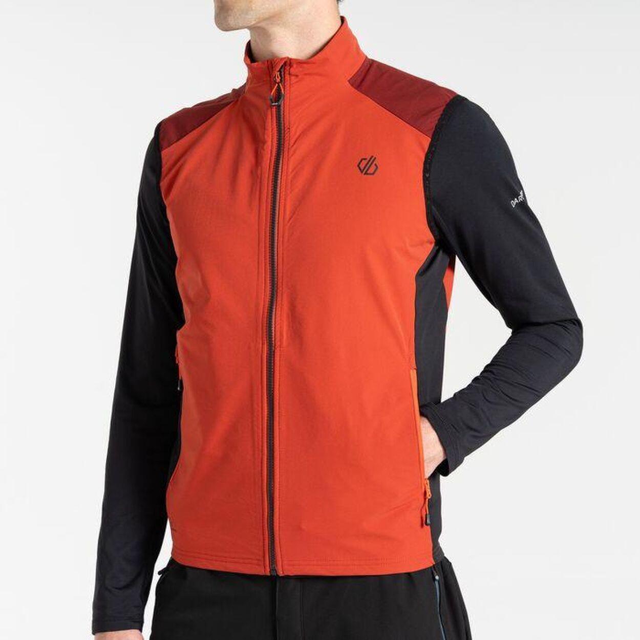 DARE 2B Dare2b Chauffe-corps LattitudinalIIVst  Hommes Tuscan Red/Black 4/5