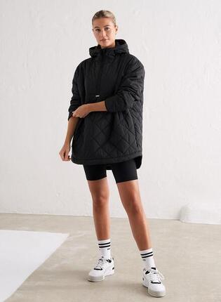 Damski anorak oversize'owy, pikowany, hydrofobowy czarny