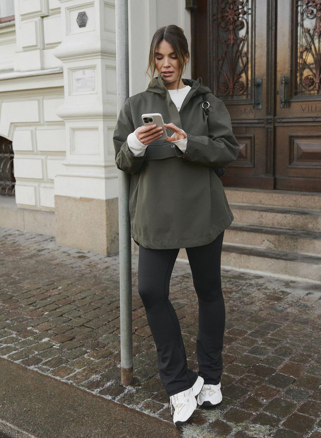 AIM'N Dames Wandelen Jas Waterdicht Oversized Khaki