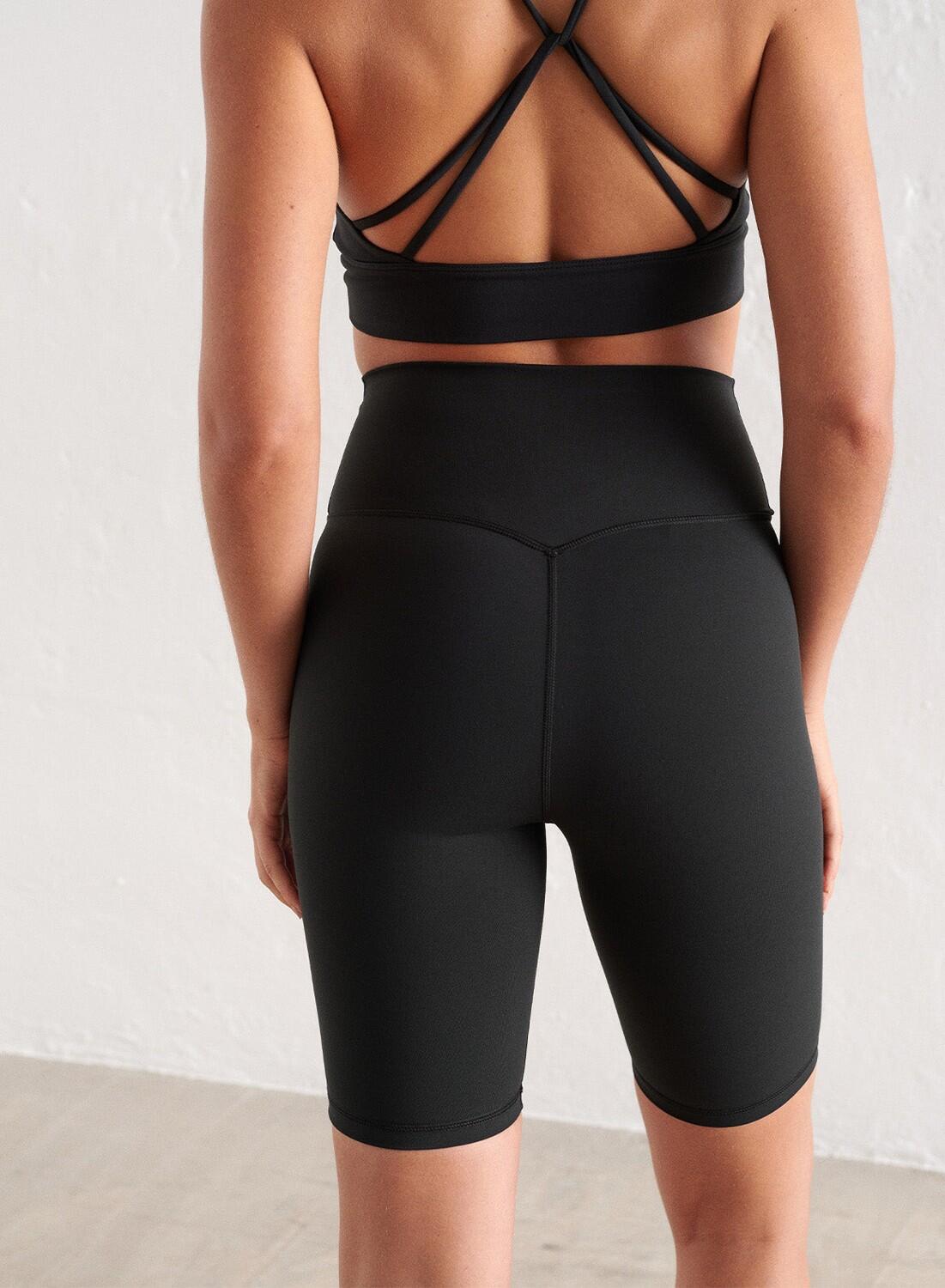 Damen Shorts Feuchtigkeitsableitend Kniebeugensicher Schwarz 5/6