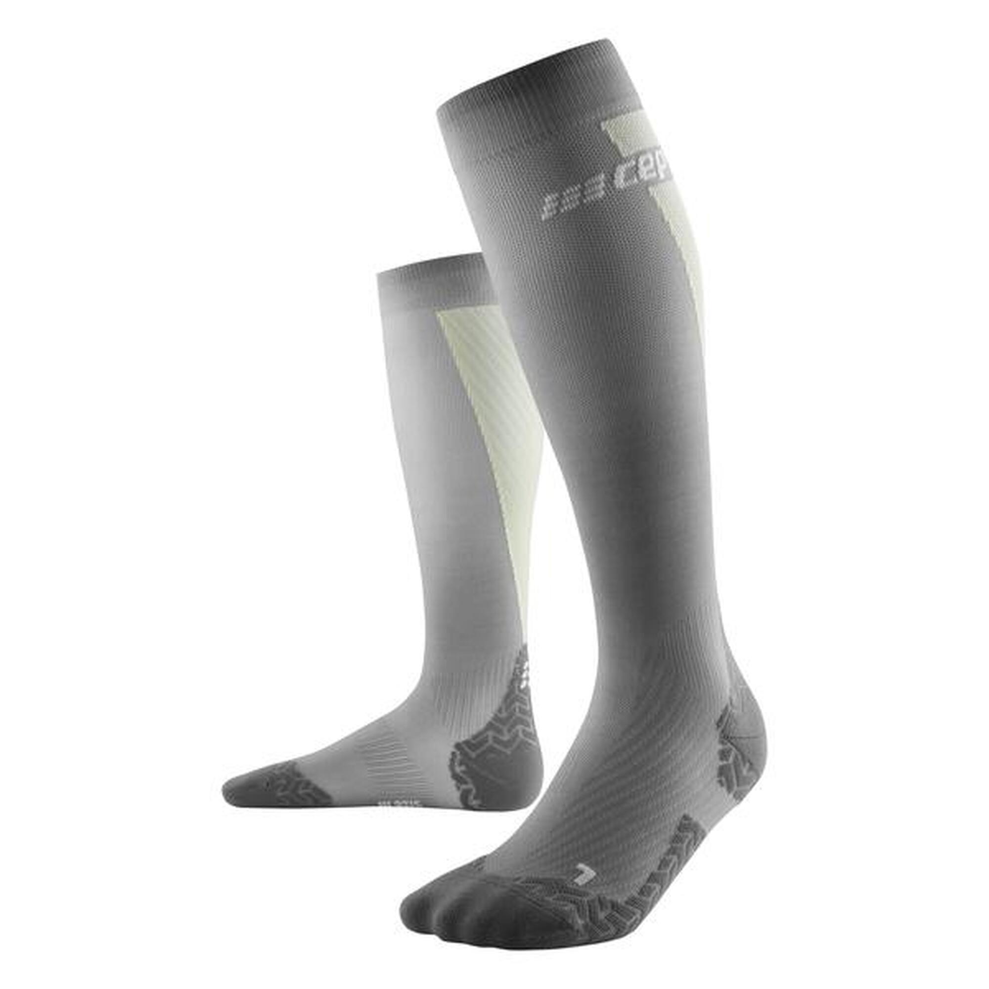 Sosete compresie inalte - ultralight socks tall v3 - grey | lime
