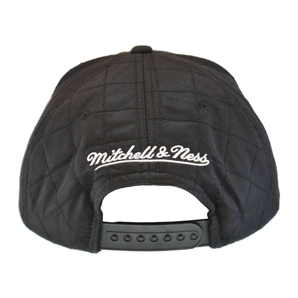 Czapka z daszkiem Mitchell & Ness NBA Diamond Base HWC Chicago -CBUYYPPPBLCK 3/3